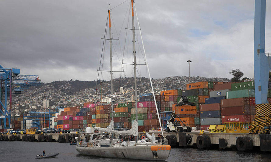 Misión científica que estudia el rol del océano en el cambio climático llega a Valparaíso 