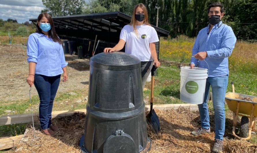 Programa "Blumar en tu Escuela" incentiva la educación ambiental y el reciclaje en establecimientos del sur