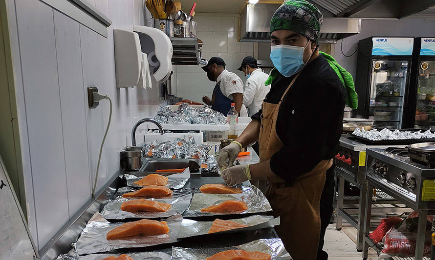 ProPescado y Cocineros por Chile entregaron más de dos mil almuerzos solidarios en Magallanes