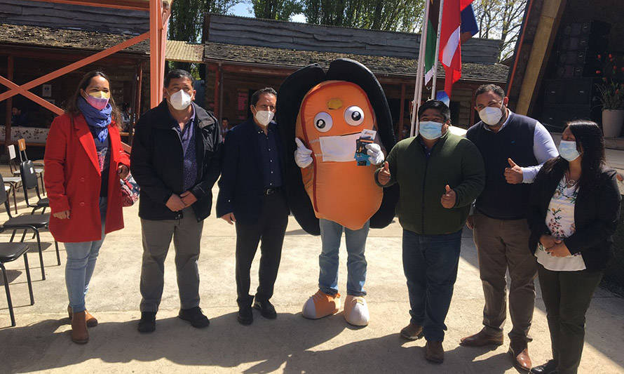 AmiChile difundió el sabor del mejillón en la 10ª Feria Gastronómica de Productos de Mar de Quinchao