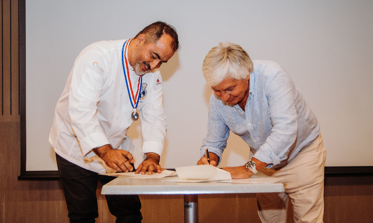 Salmón de Chile firma alianza con reconocida asociación 
de chefs para potenciar la gastronomía del sur del país